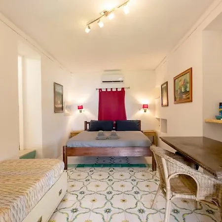 Mariani - Italian Coastal Charm Villa *