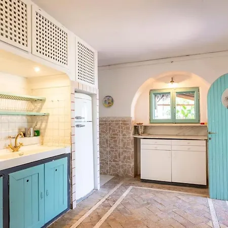Mariani - Italian Coastal Charm Villa