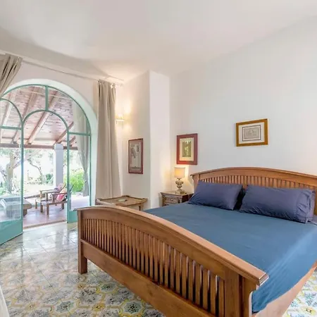 Mariani - Italian Coastal Charm San Felice Circeo